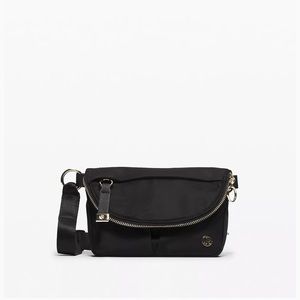 Lululemon All Night Festival Bag Micro (black with gold hardware)